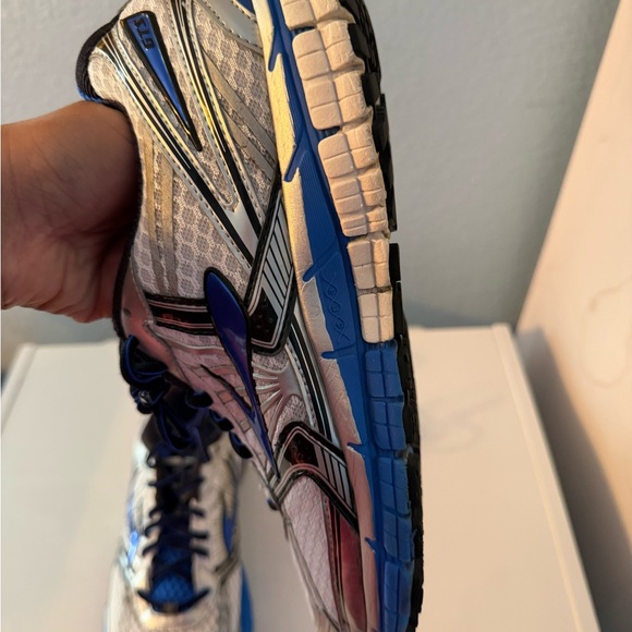 BROOKS Adrenaline GTS 14 Men’s Running Shoes Size 10.5 Silver Blue Support - Picture 6 of 13